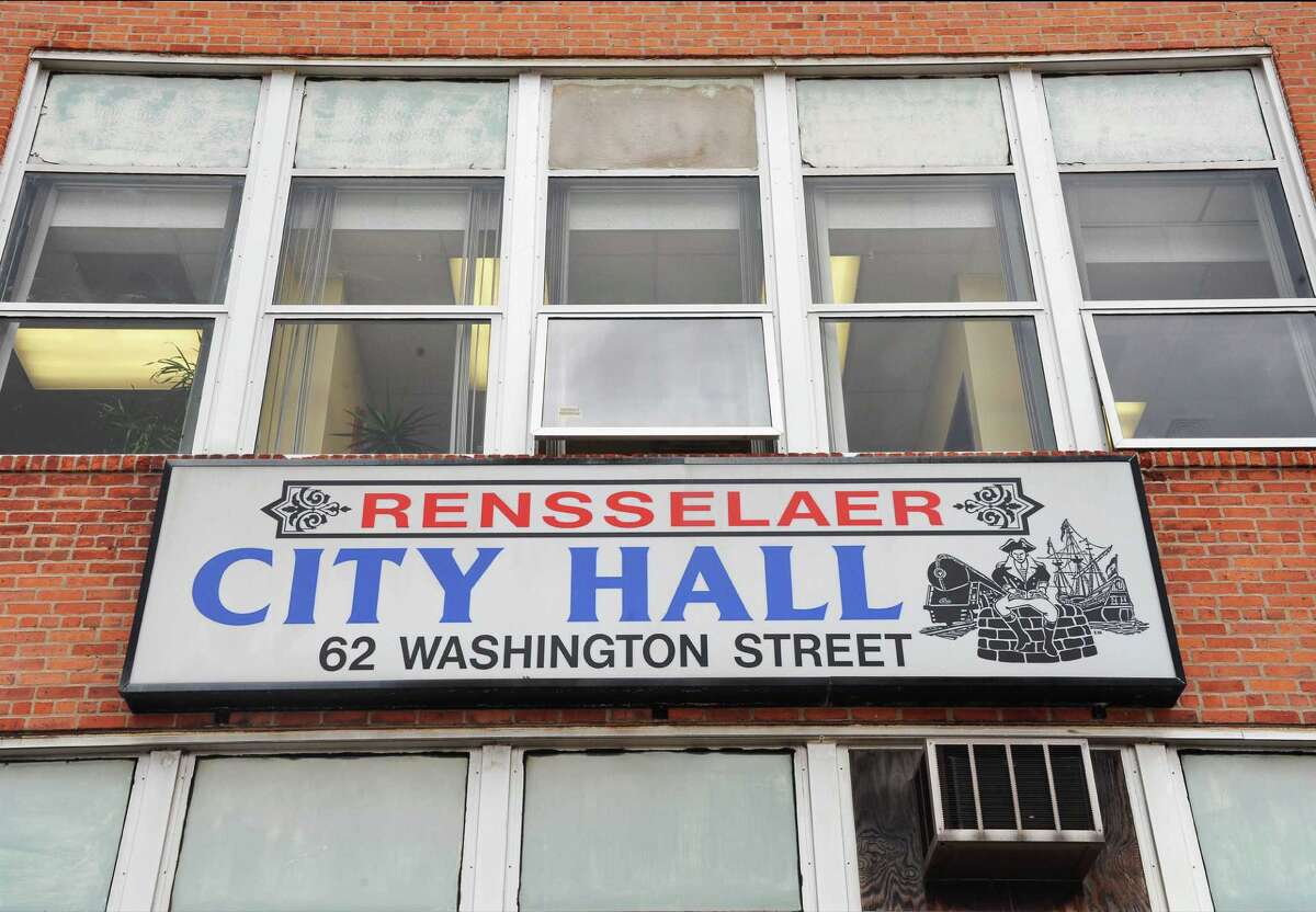 Rensselaer using grants for parks and City Hall projects