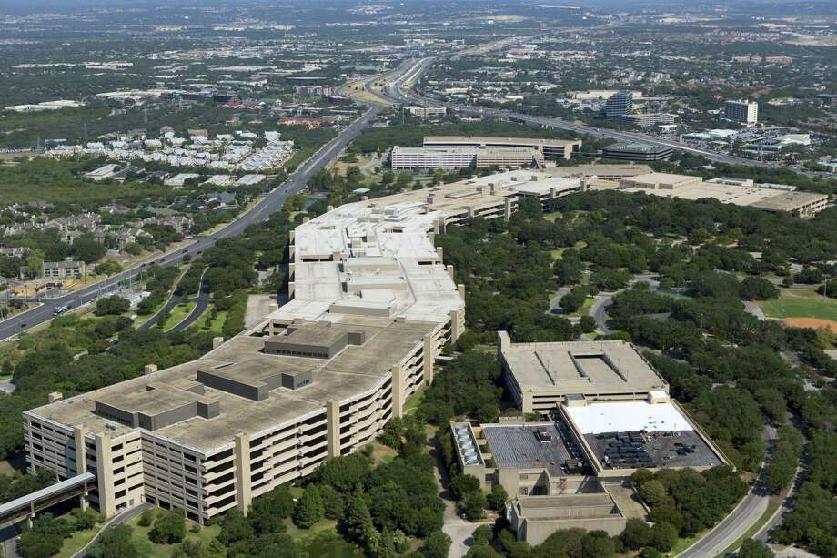 San Antonio Based Usaa Expands Offices Downtown Usaa Plans To Offer No Interest Loans Members Of The Military Substitute For