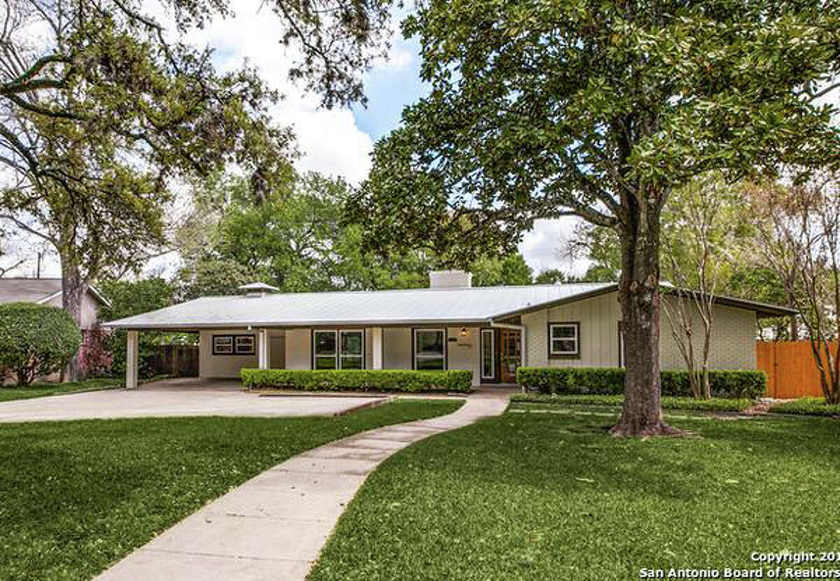 1827 La Sombra Drive : $950,000Built in 1968, this home is a classic example of the ranch style.