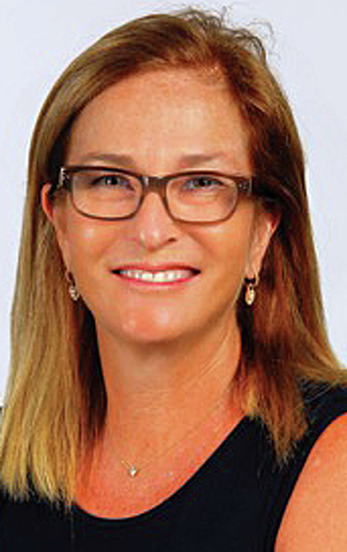 Dru Georgiadis, a Representative Town Meeting member, has announced her candidacy for the the 132nd District seat in the state House of Representatives.