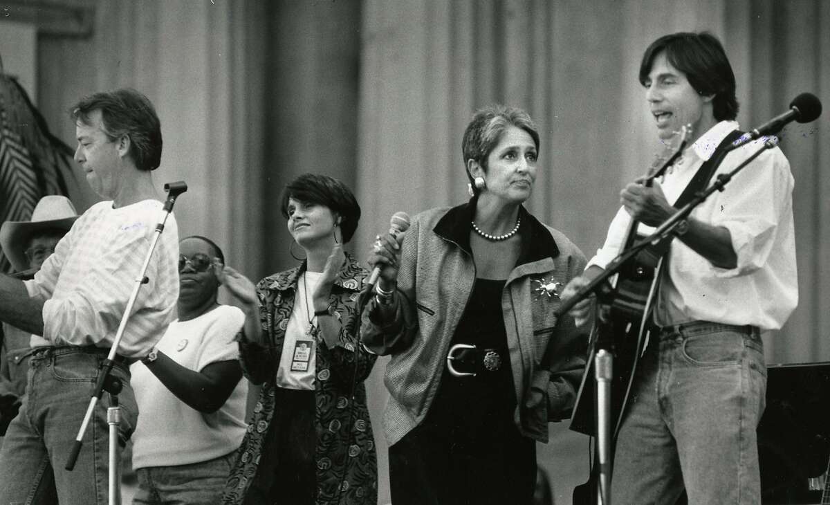 Bread & Roses 3 decades of classic concerts in the Bay Area