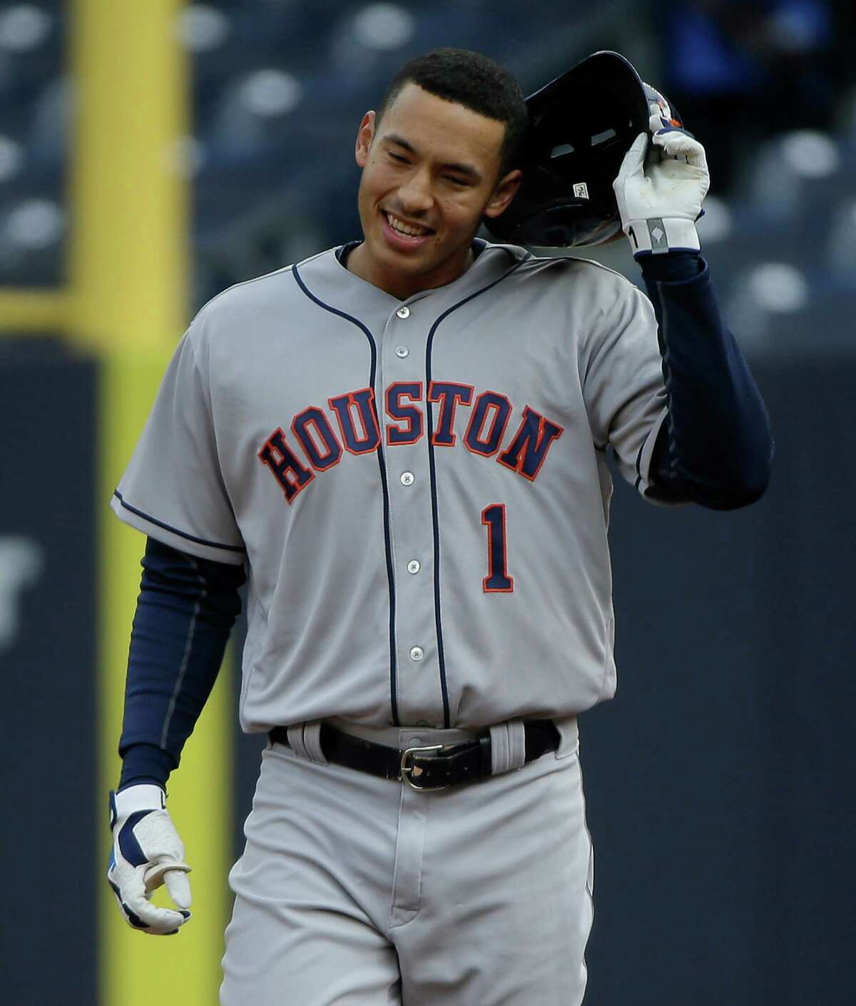 Yankees beat Astros 8-5 in finale, take series