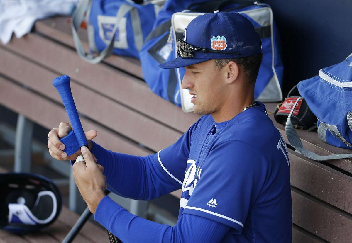 Dodgers' Trayce Thompson moving out from brother Klay's shadow