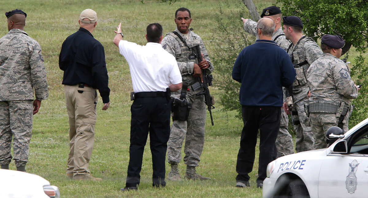 Air Force tech sergeant kills commander before disciplinary hearing at