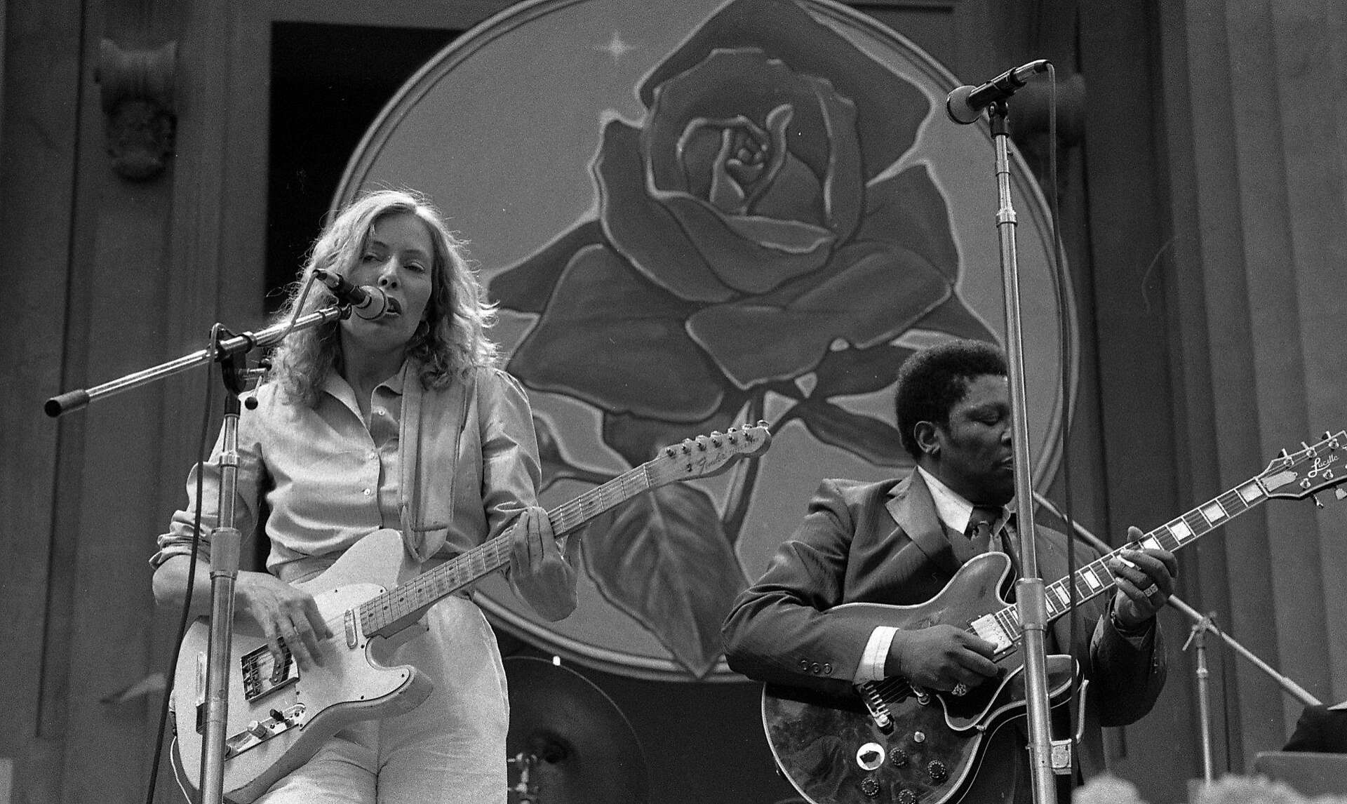 ミュージシャン Jackson Browne Rickie Lee BREAD & ROSES Bread & Roses concert program 1990 Jackson Browne Rickie Lee