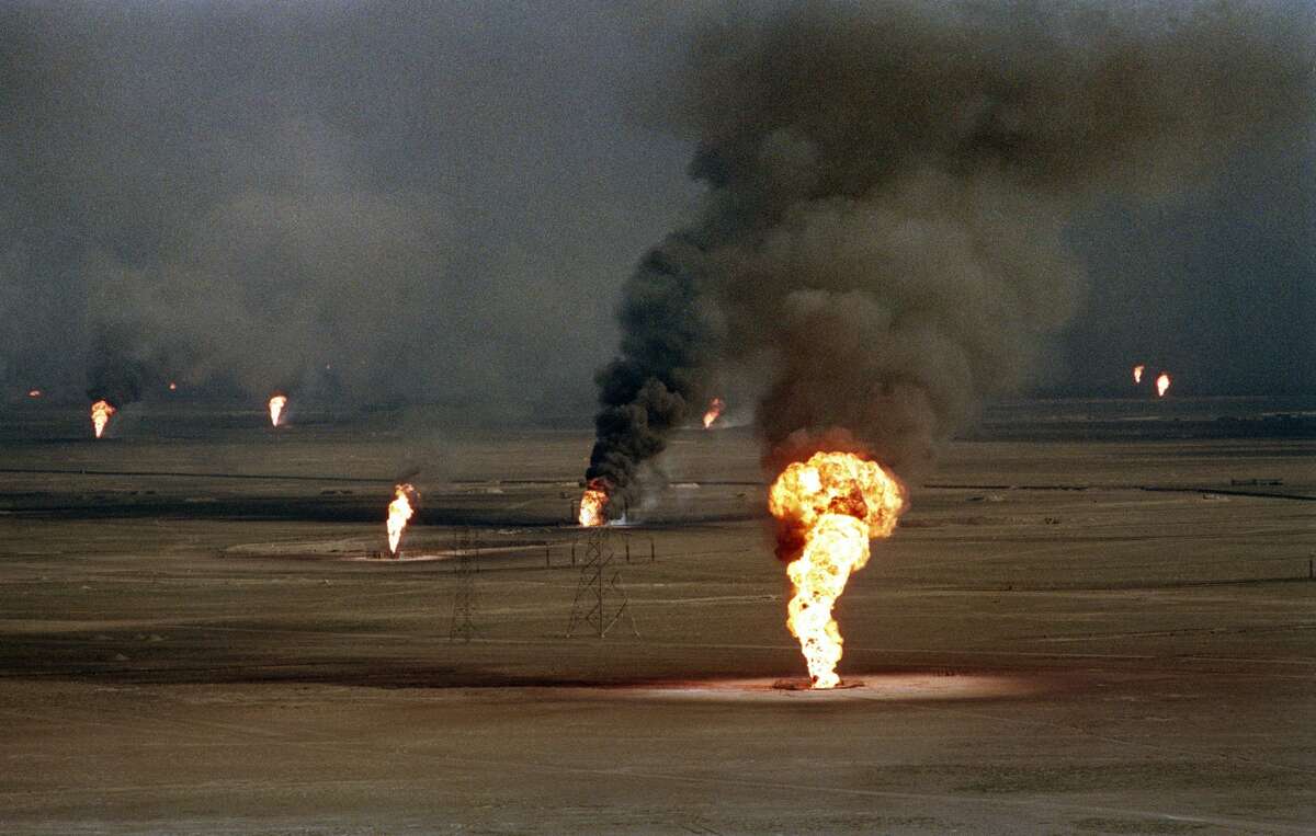 25 years since Operation Desert Storm, in photos
