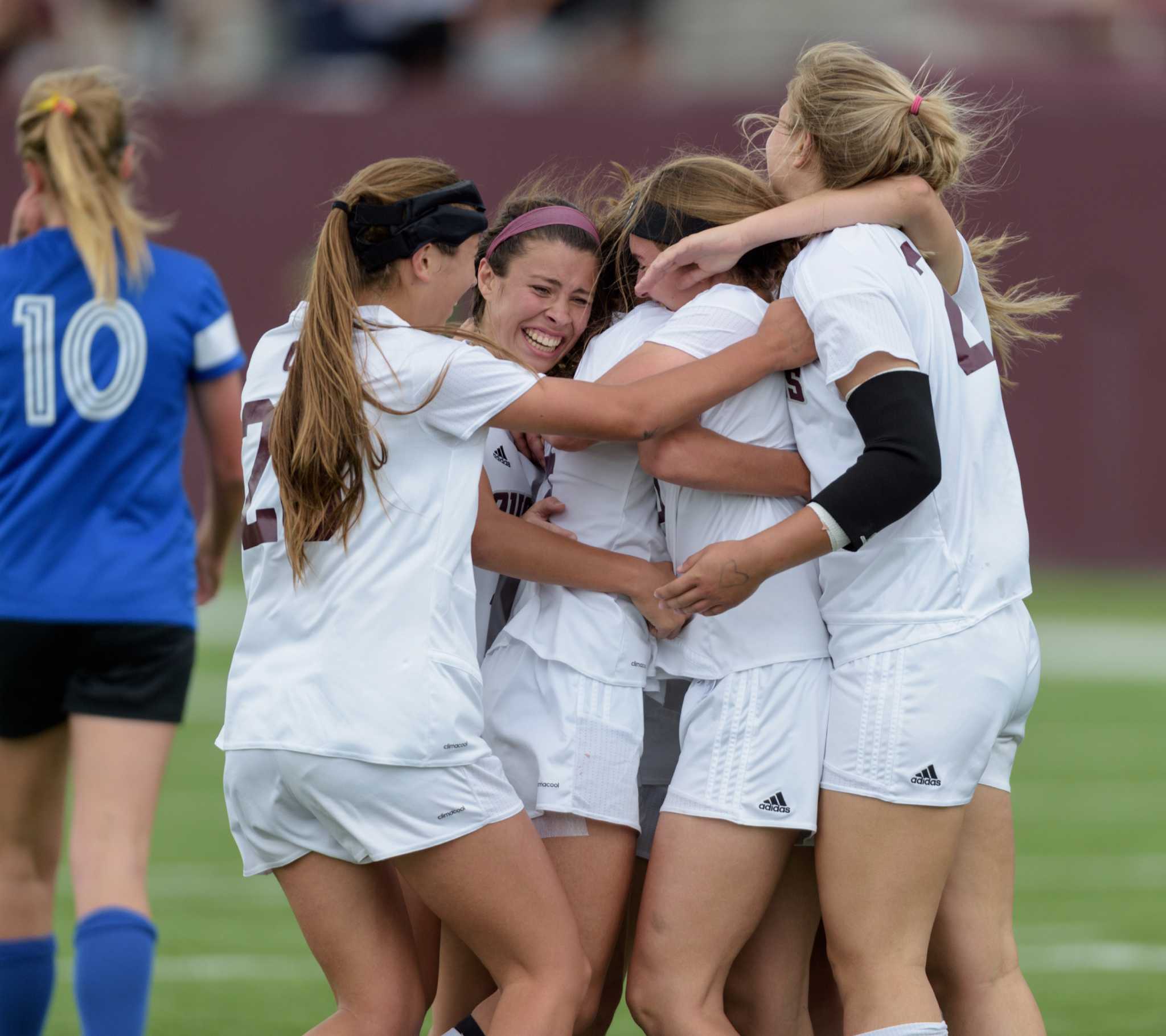 Cinco Ranch sweeps 6A regional soccer titles