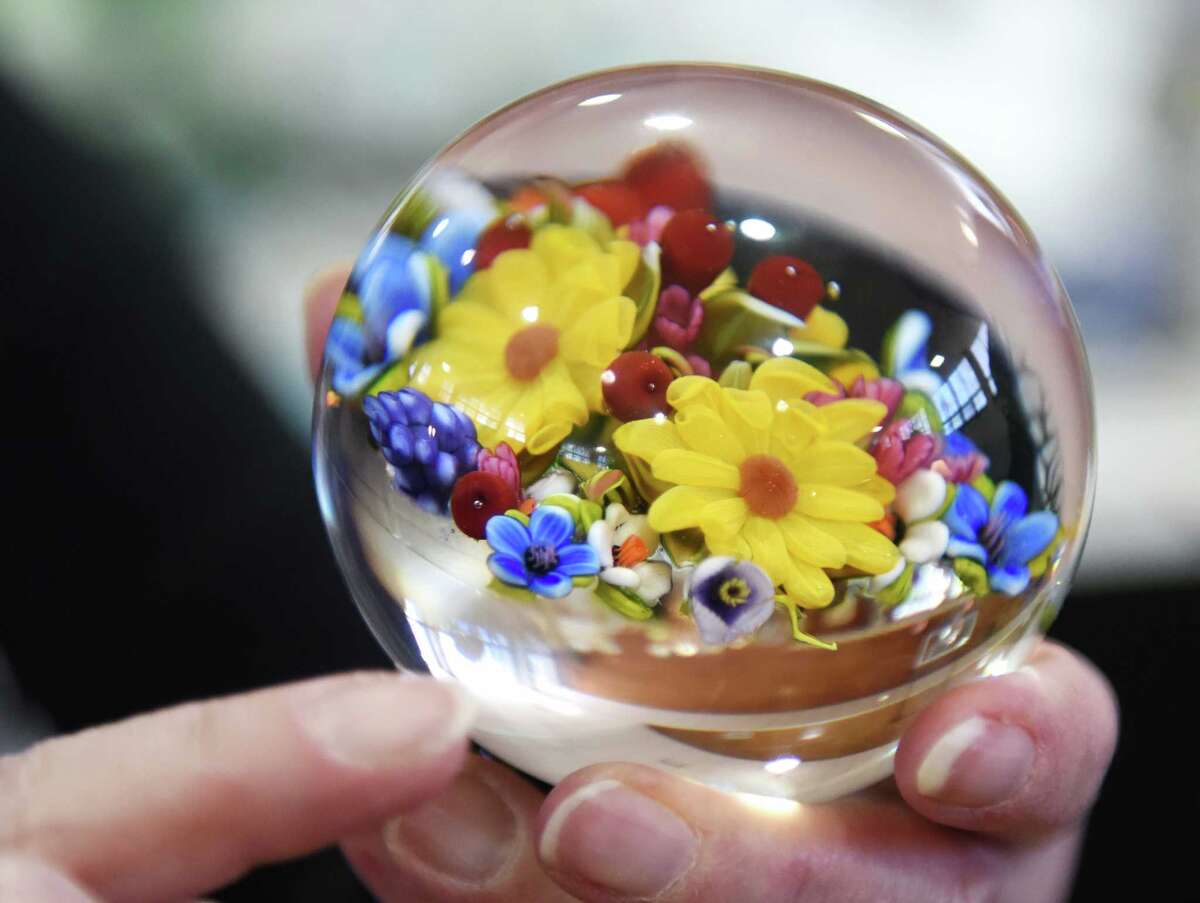 Greenwich antique glass show reflects fragile past