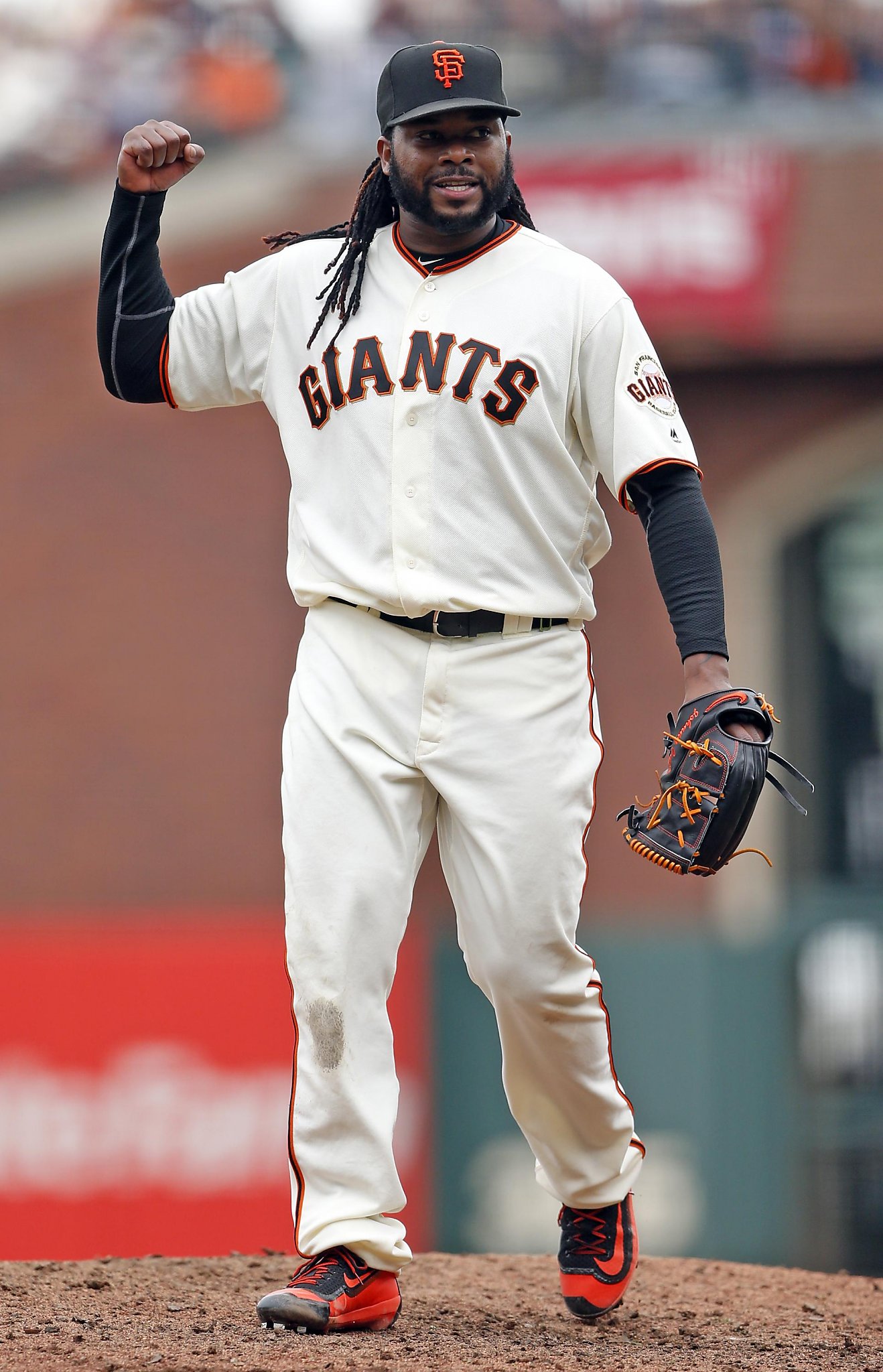 Giants' Johnny Cueto vs. Buster Posey and other spring story lines