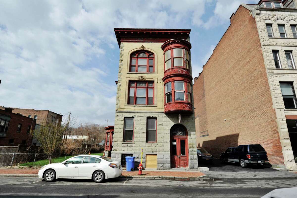 Closed Cohoes hotel to reopen as apartment building