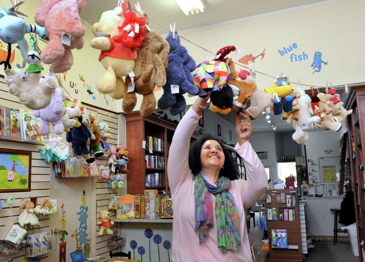 hanging stuffed animals from ceiling