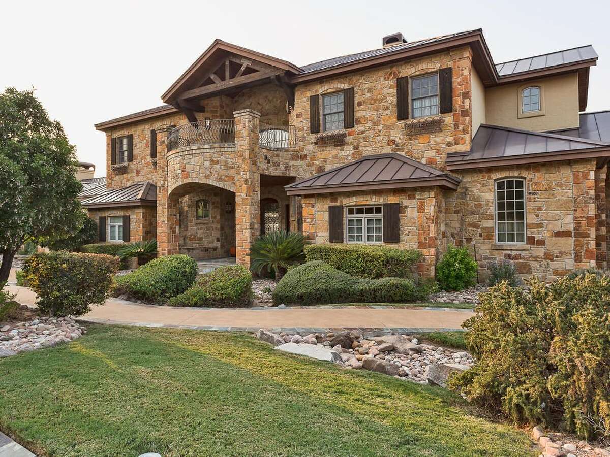 MLB star Jeff Kent's Lake Austin home on the market for $3.1 million