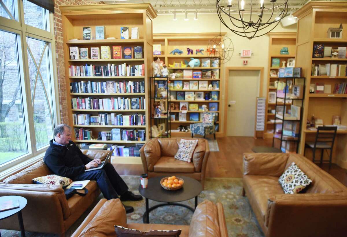 Christ Church Bookstore Keeps Independent Spirit Alive