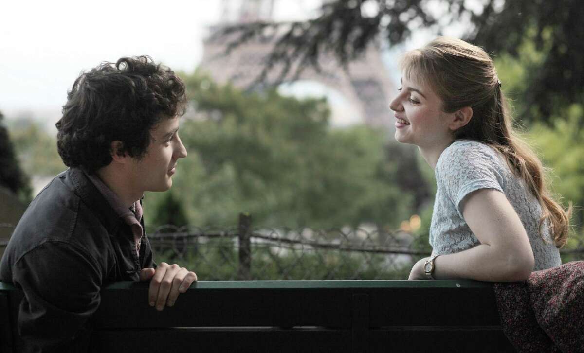 Review: Intense, radiant portrayal of young love