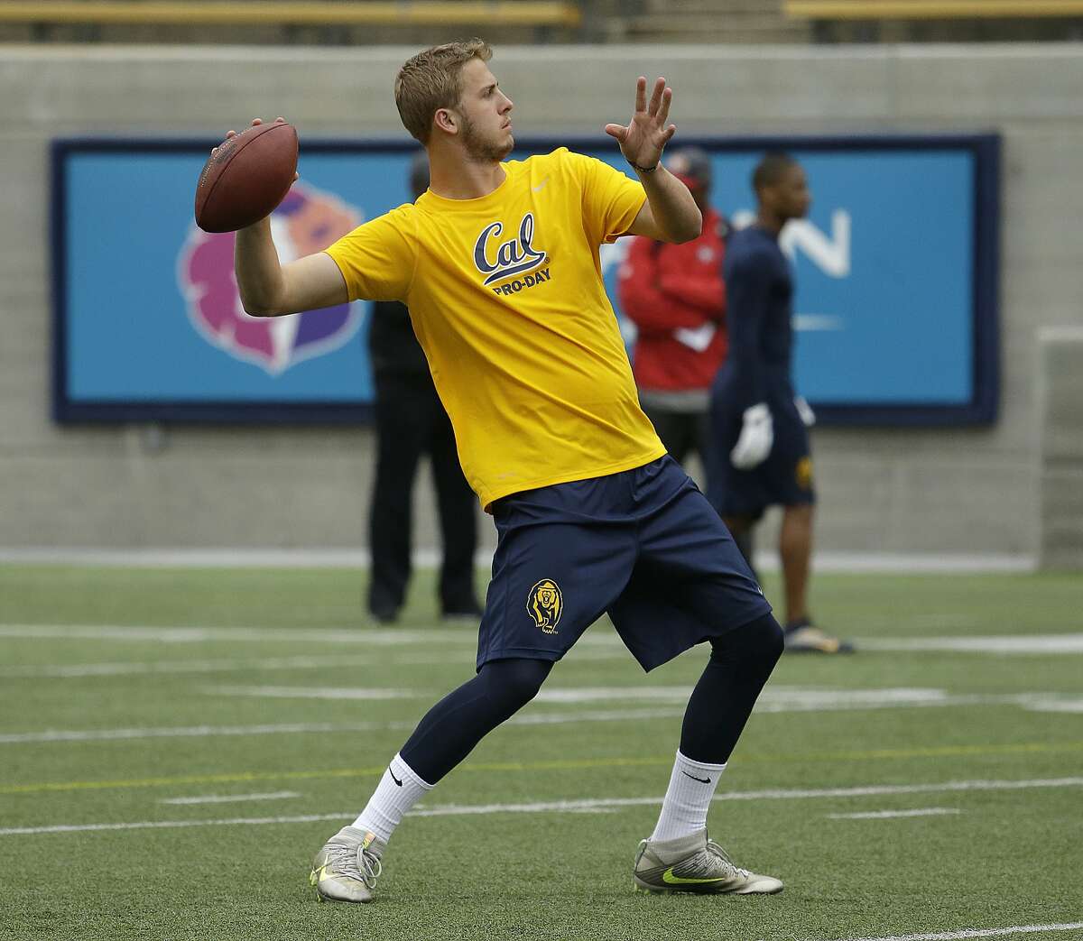 Cals Jared Goff In Mix For Rams At No 1 