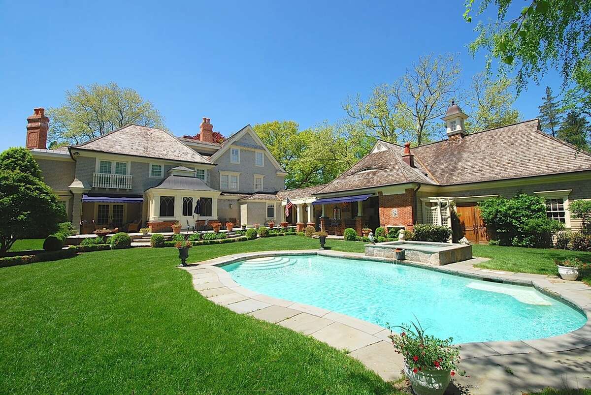 541 Sasco Hill Rd, Fairfield, CT 06824 6 beds 10 baths 8,291 sqftFeatures: The pool cabana has a brick oven imported from Tuscany. The yard also boasts a pool and hot tub, putting green with sand trap, terraces, and English garden.View full listing on Zillow
