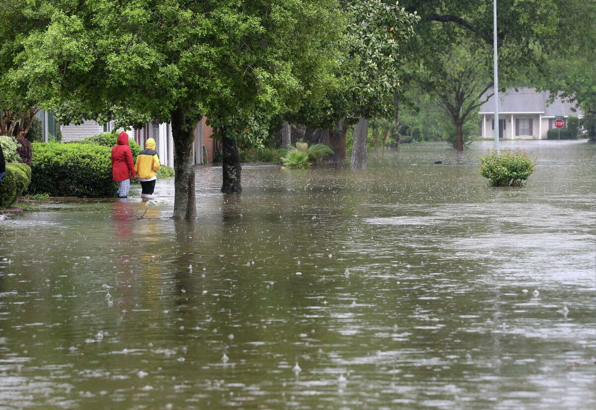 Meyerland residents cope with flood damage - again