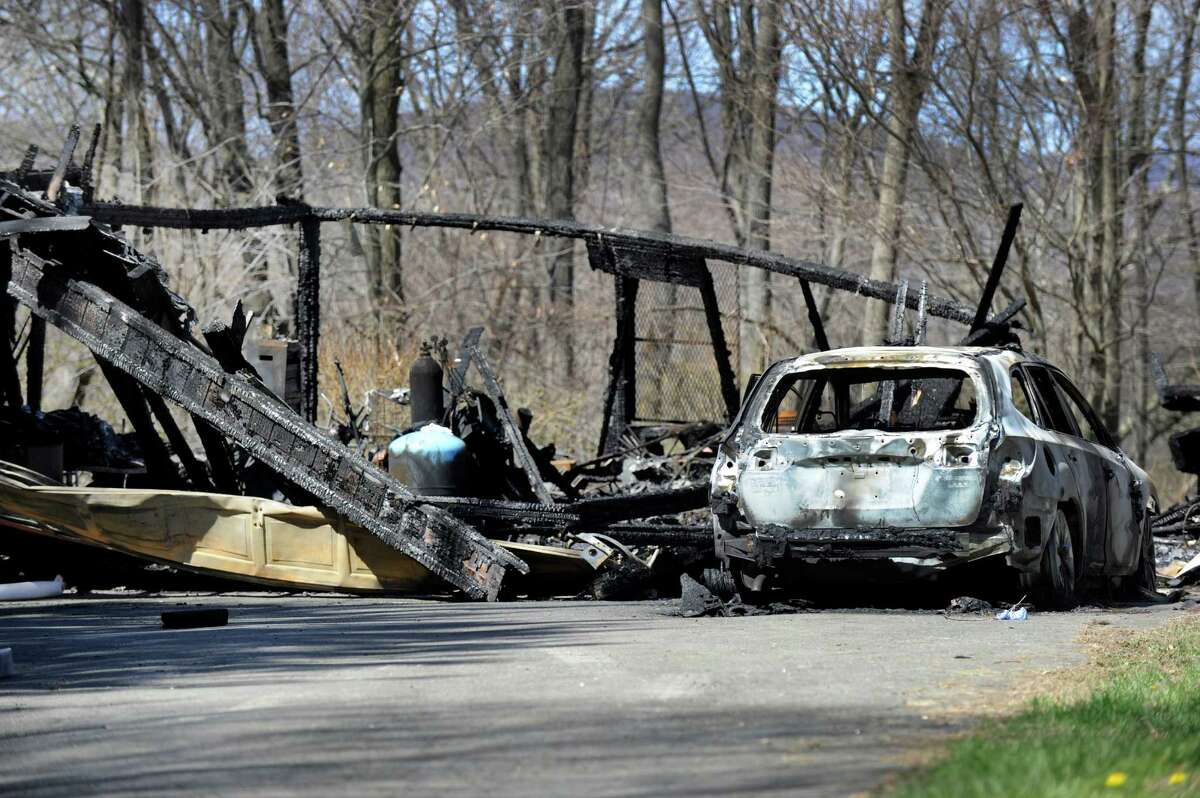 Fire destroys New Fairfield home