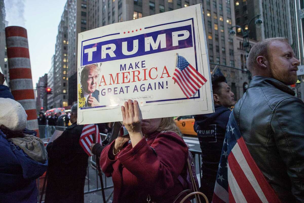 Supporters of Donald Trump, a Republican presidential hopeful, in New York, April 14, 2016. The presidential race has taken on a distinctly New York character in the prelude to Tuesday?’s primary, captivating world-weary New Yorkers, drawing tens of thousands out of their homes from the South Bronx to Staten Island, to take in what this city relishes: a big show. (Christopher Lee/The New York Times)