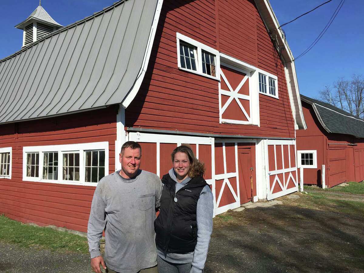 Couple chosen to run land trust farm in Roxbury