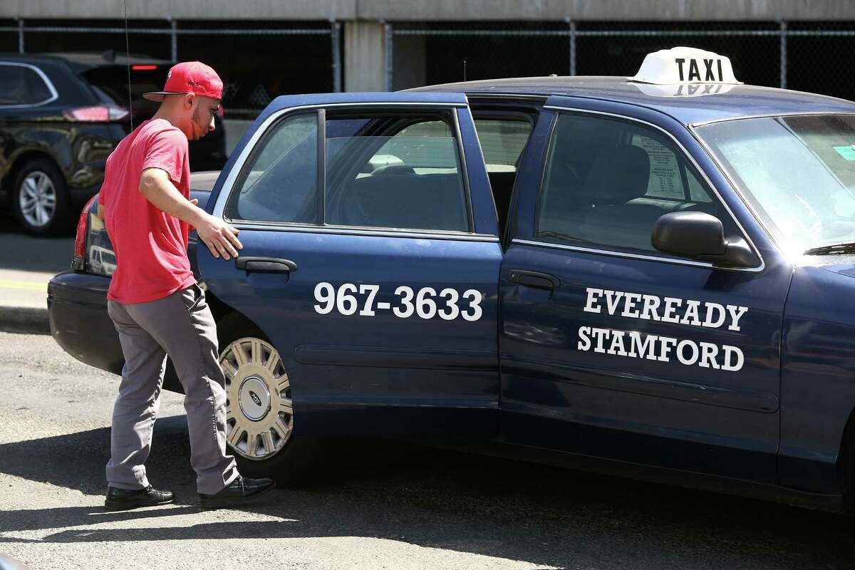 Cabbies to state Get rolling on regulating Uber drivers