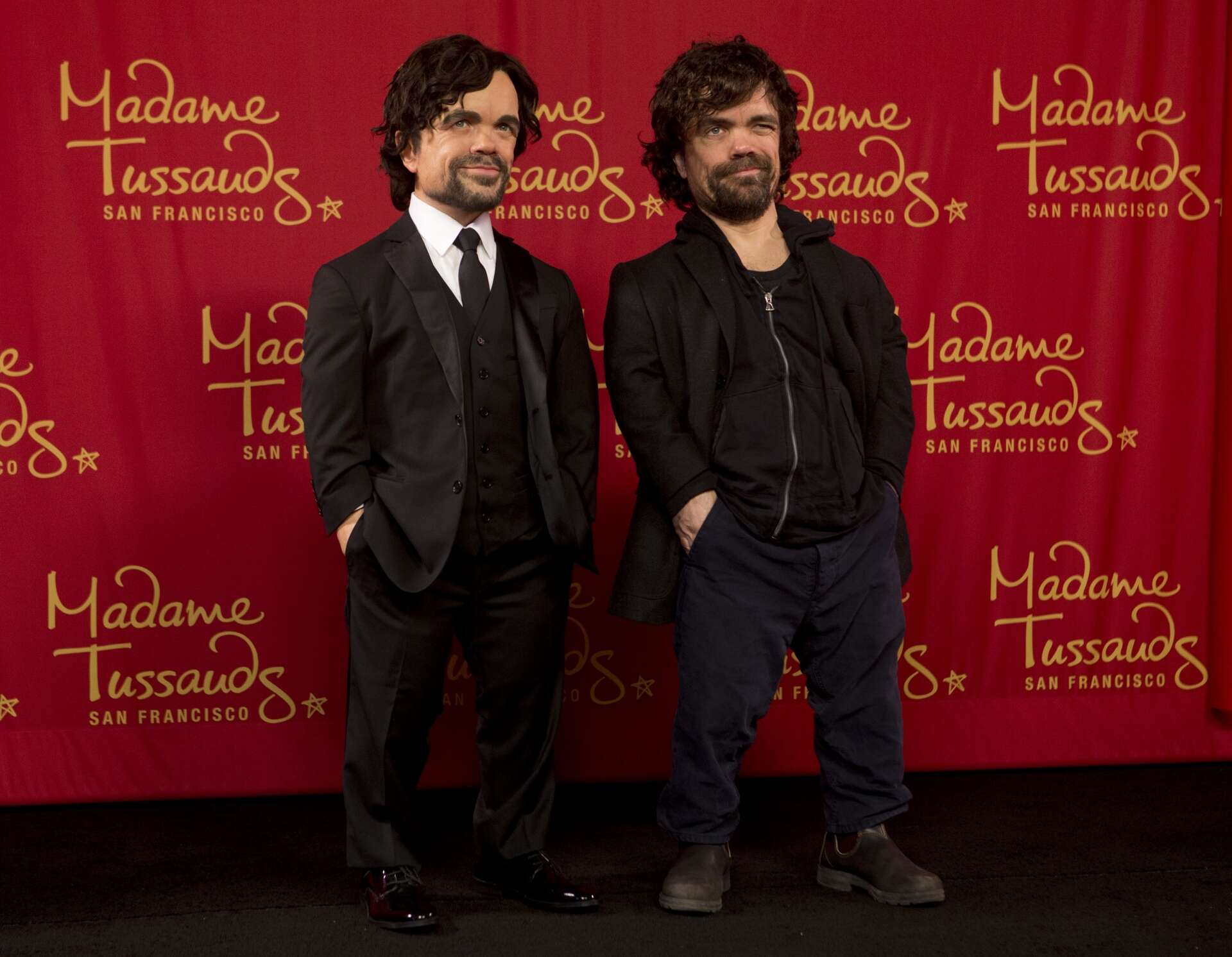 'Game of Thrones' star Peter Dinklage meets his wax twin at SF Madame(02)