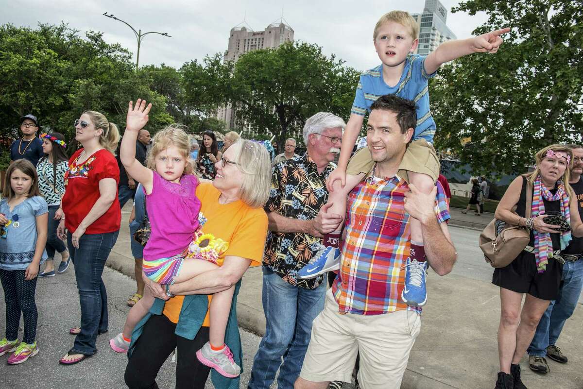 NIOSA is for kids, too. Here (from left), Alison Baldwin, 5, Laurie Reasonover, David Reasonover, Reed Baldwin, 7, and his father Randy Baldwin, enter into the La Villita grounds in 2016.