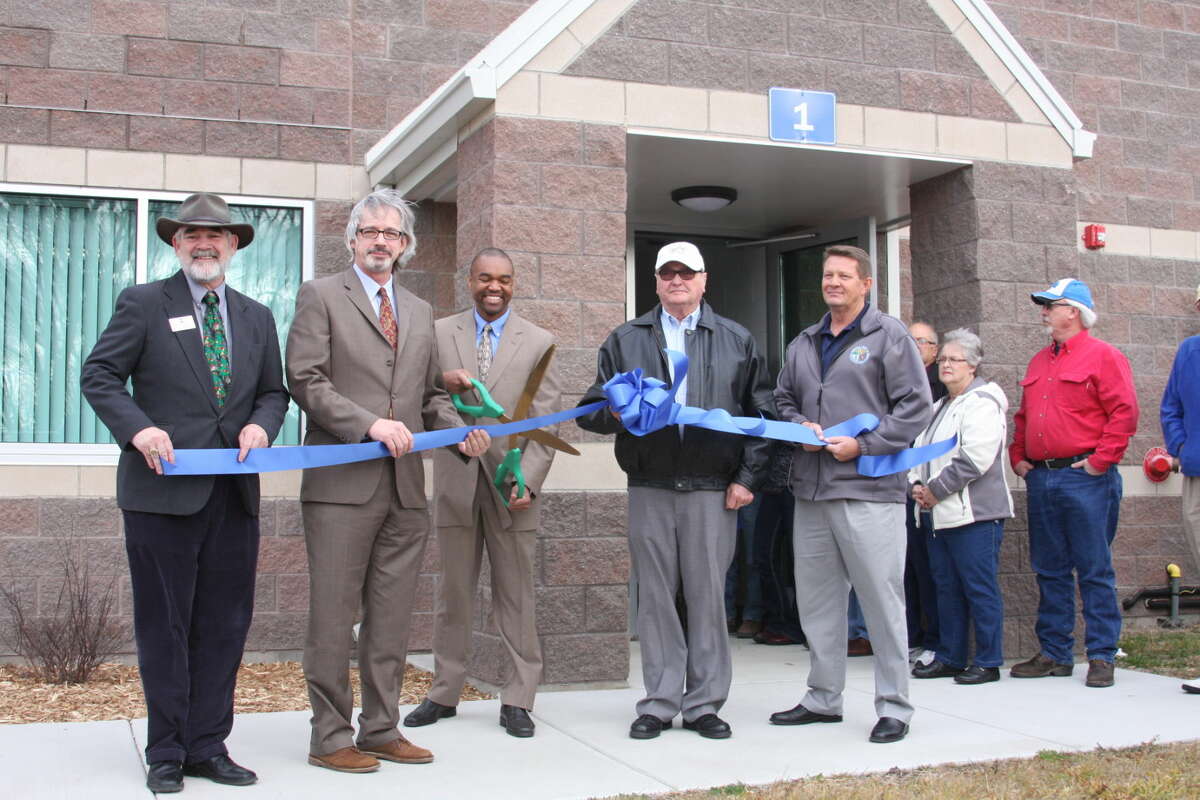 Consumers Energy at home in new service center in Bad Axe