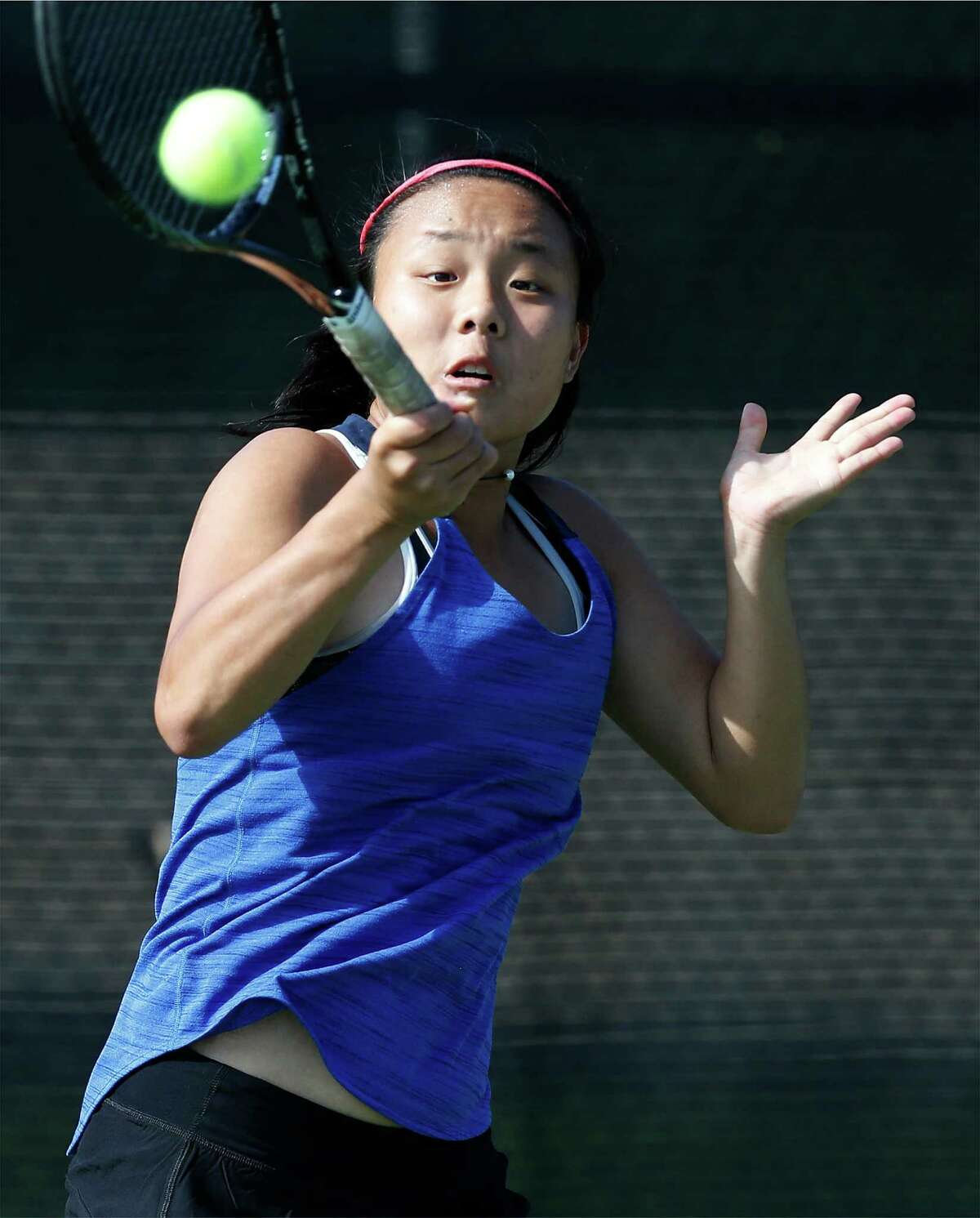 New Braunfels rolls to another tennis title