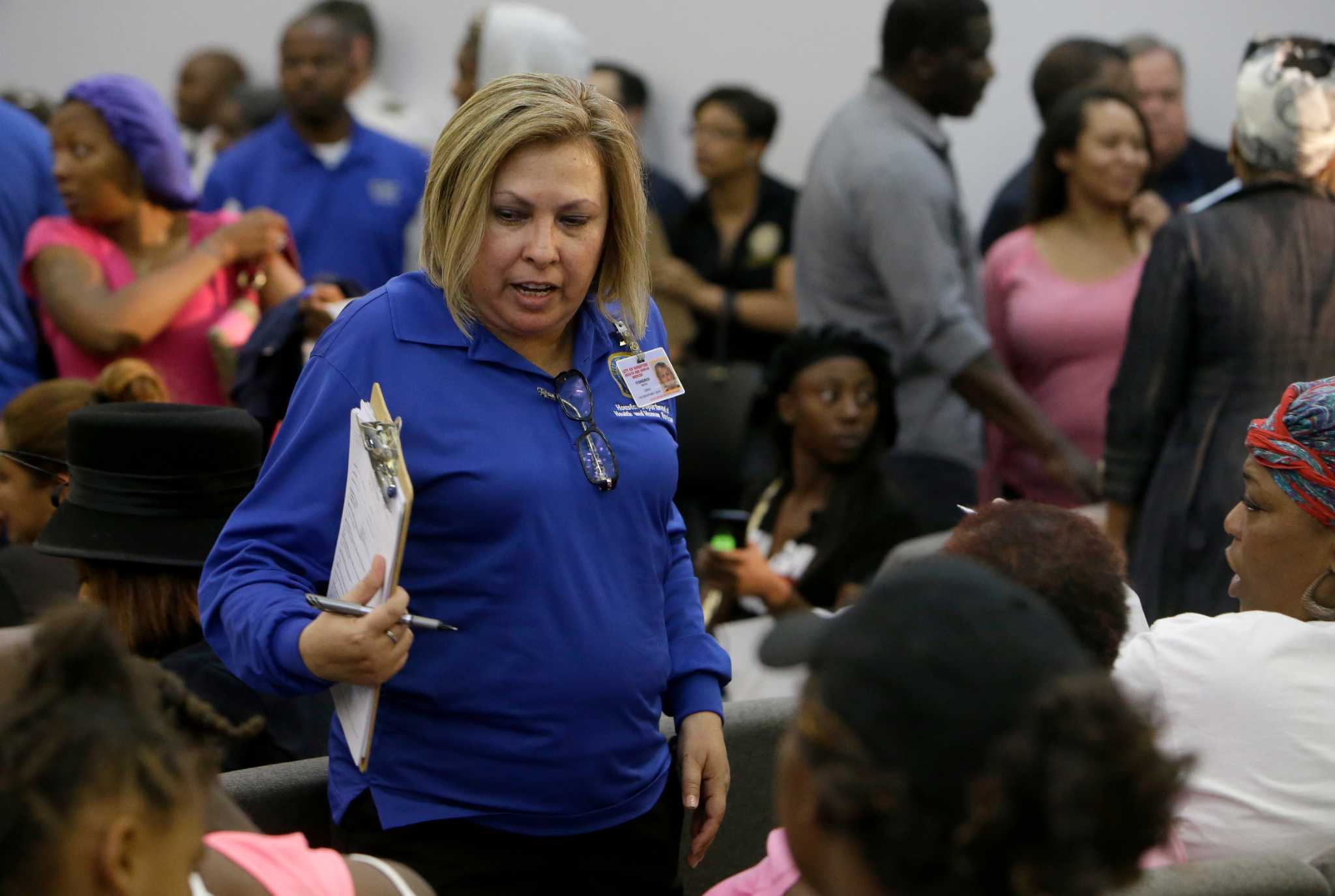 Mayor Sylvester Turner announces initiative to restore an urban prairie,  ease flooding