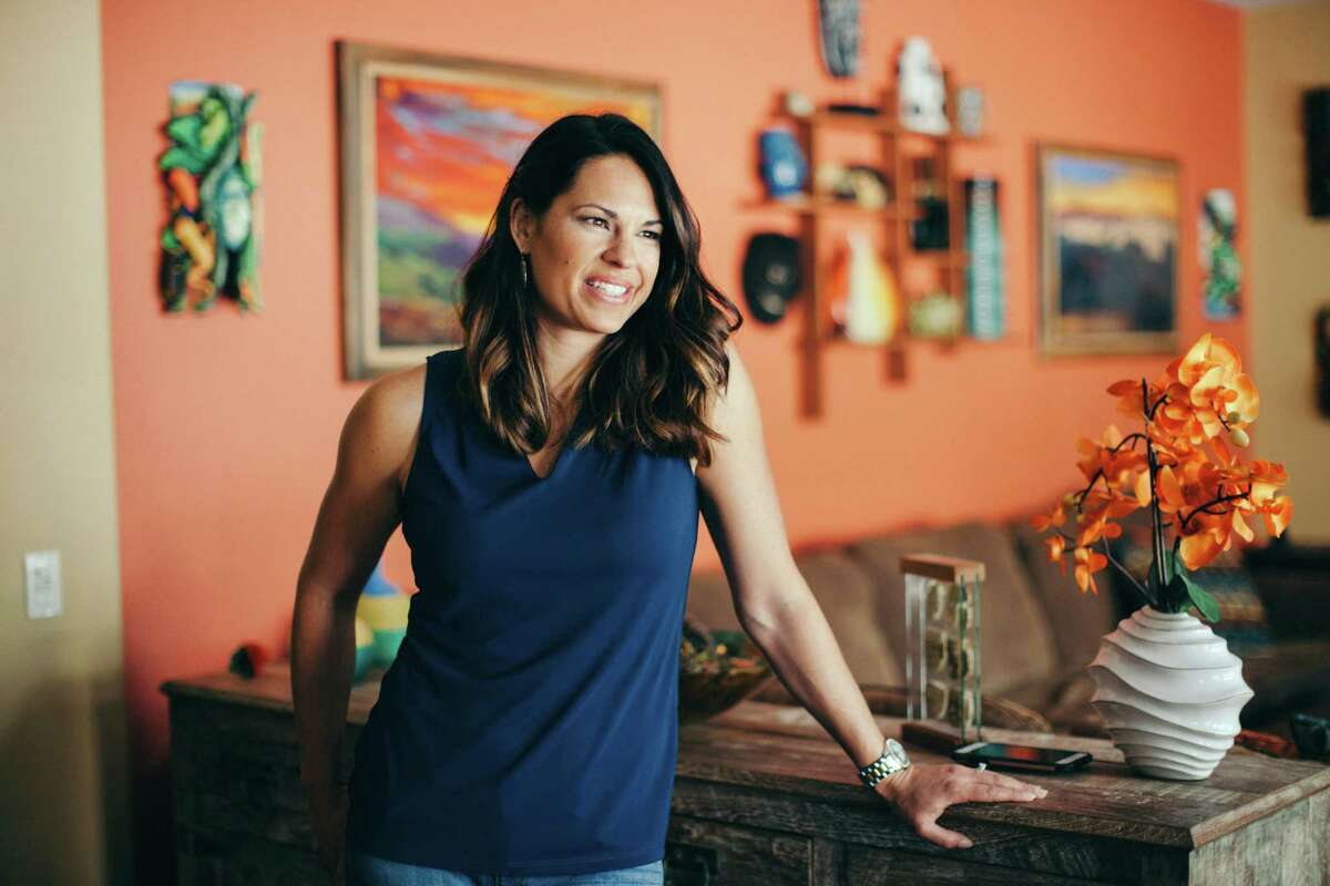Jessica Mendoza, who played pro softball, is in her first full season as an ESPN "Sunday Night Baseball" analyst. after being moved into the role late last year. (Elizabeth Weinberg/The New York Times)