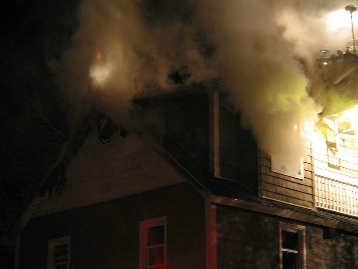 Man jumps from third floor to escape Bethel house fire