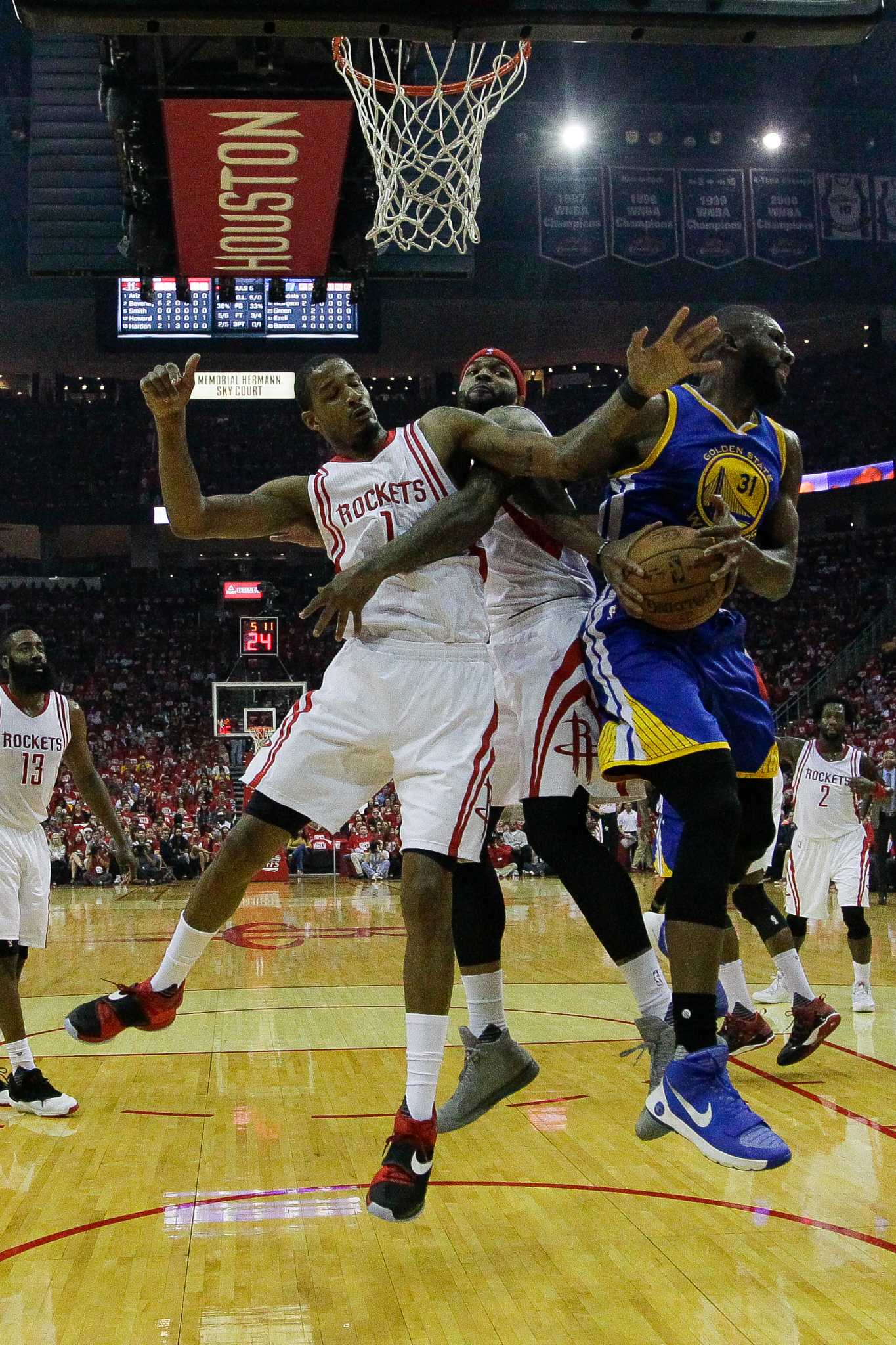 Dwight Howard of Houston Rockets tells critics of bench not celebrating  James Harden's shot to 'shut up' - ESPN