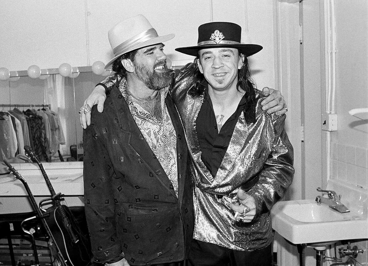 Lonnie Mack Singer And Guitarist Who Pioneered Blues Rock Dies