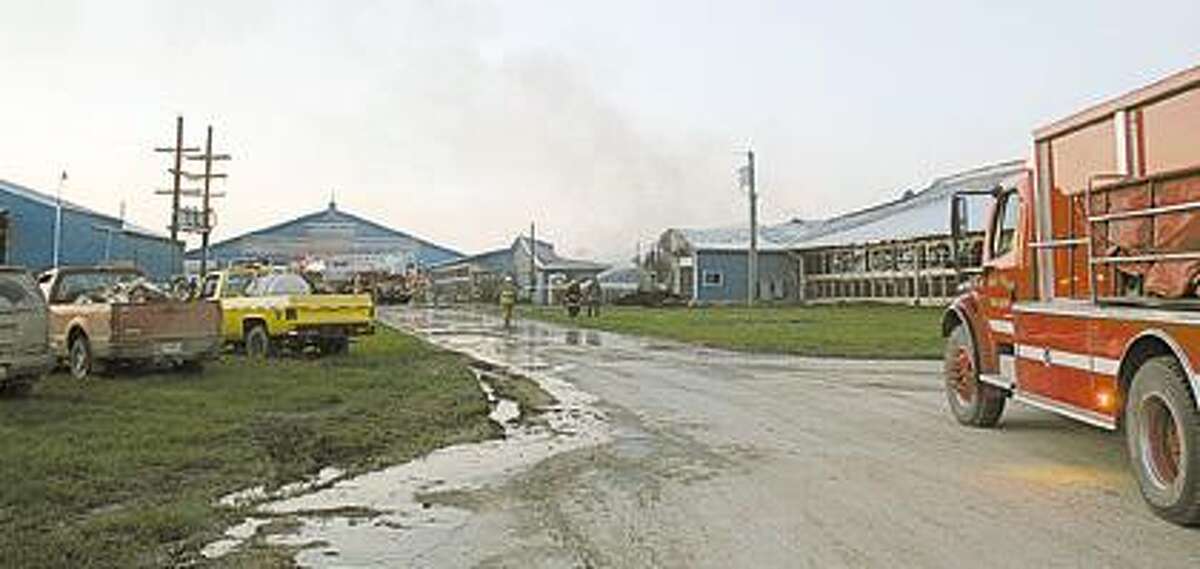 Dairy barn burns