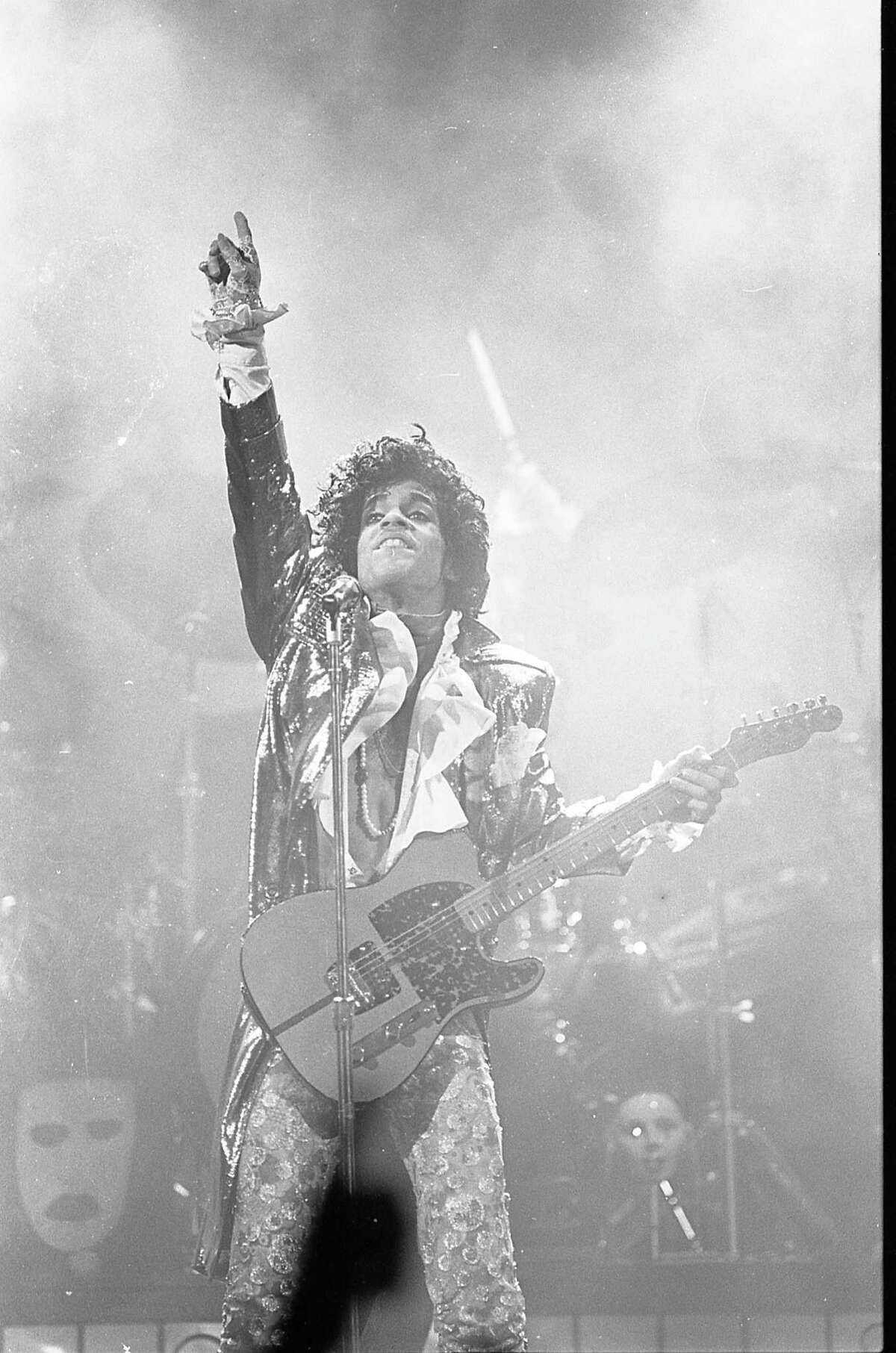 01/10/1985 - Prince performs Jan. 10, 1985, in the first of six concert appearances at the Summit. The Houston performances are part of the Purple Rain Tour and has sold-out the Summit for a record four nights.