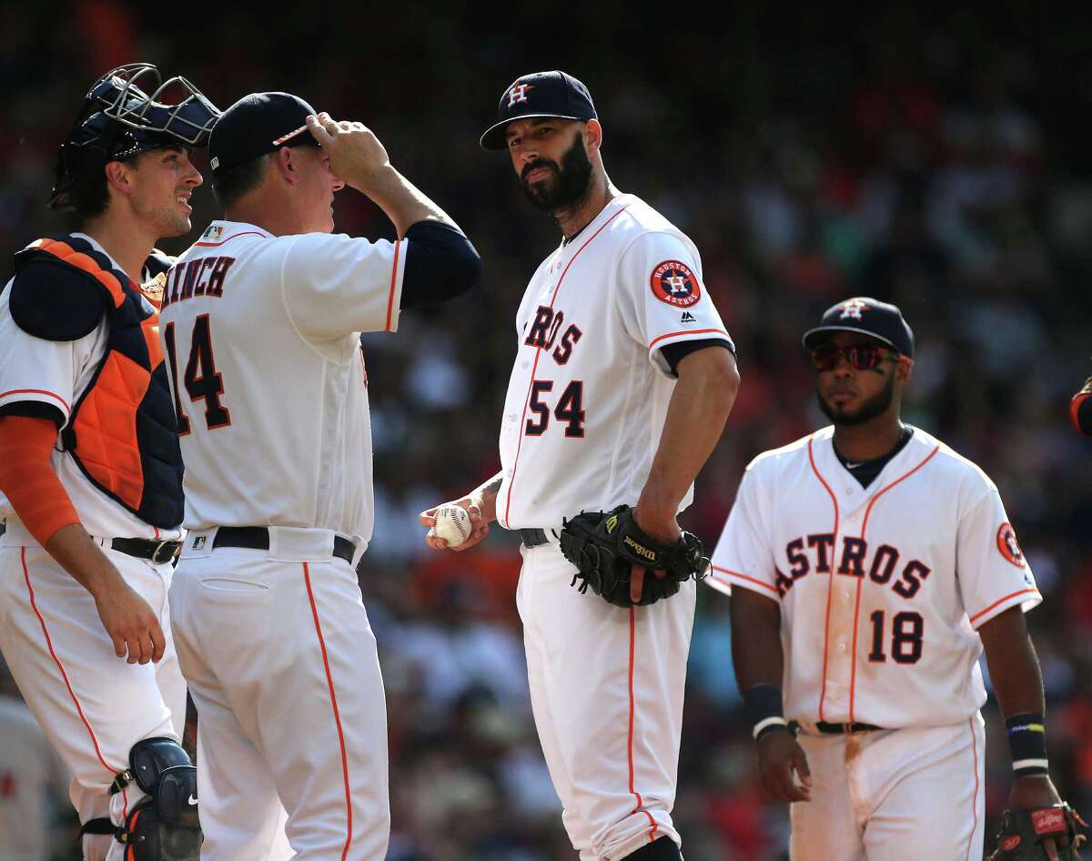 Heart Stopping Finish! Astros Hang Onto Edge In Series Opener Against Red Sox - 0wta4sy