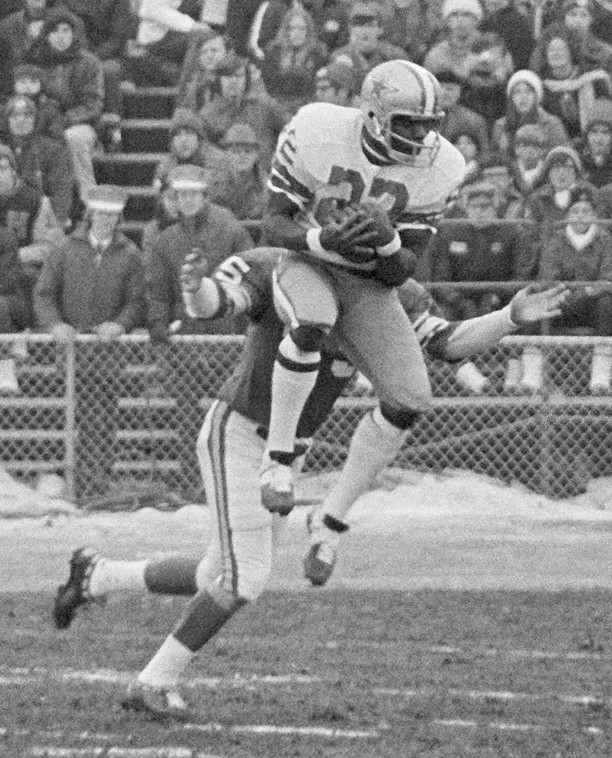 Bob Hayes was trailblazer for track stars in NFL