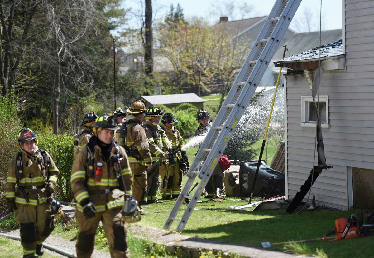 Stamford firefighters douse house fire