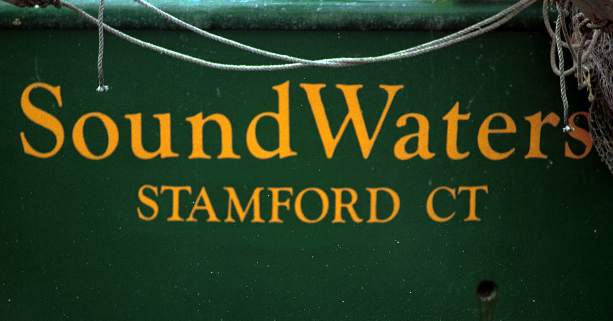 Teaching vessel sails to Stamford Harbor