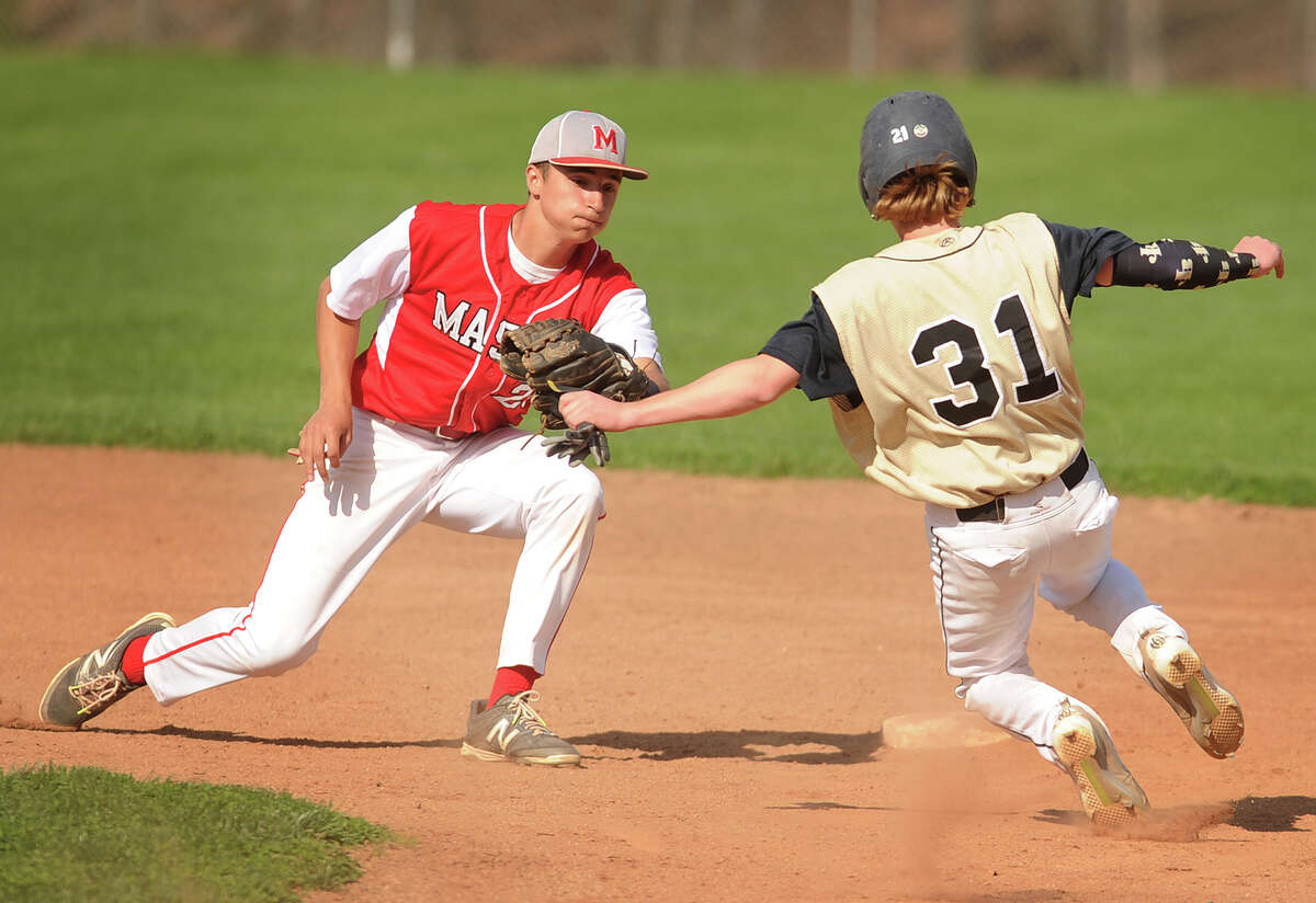 Masuk rolls past Barlow baseball