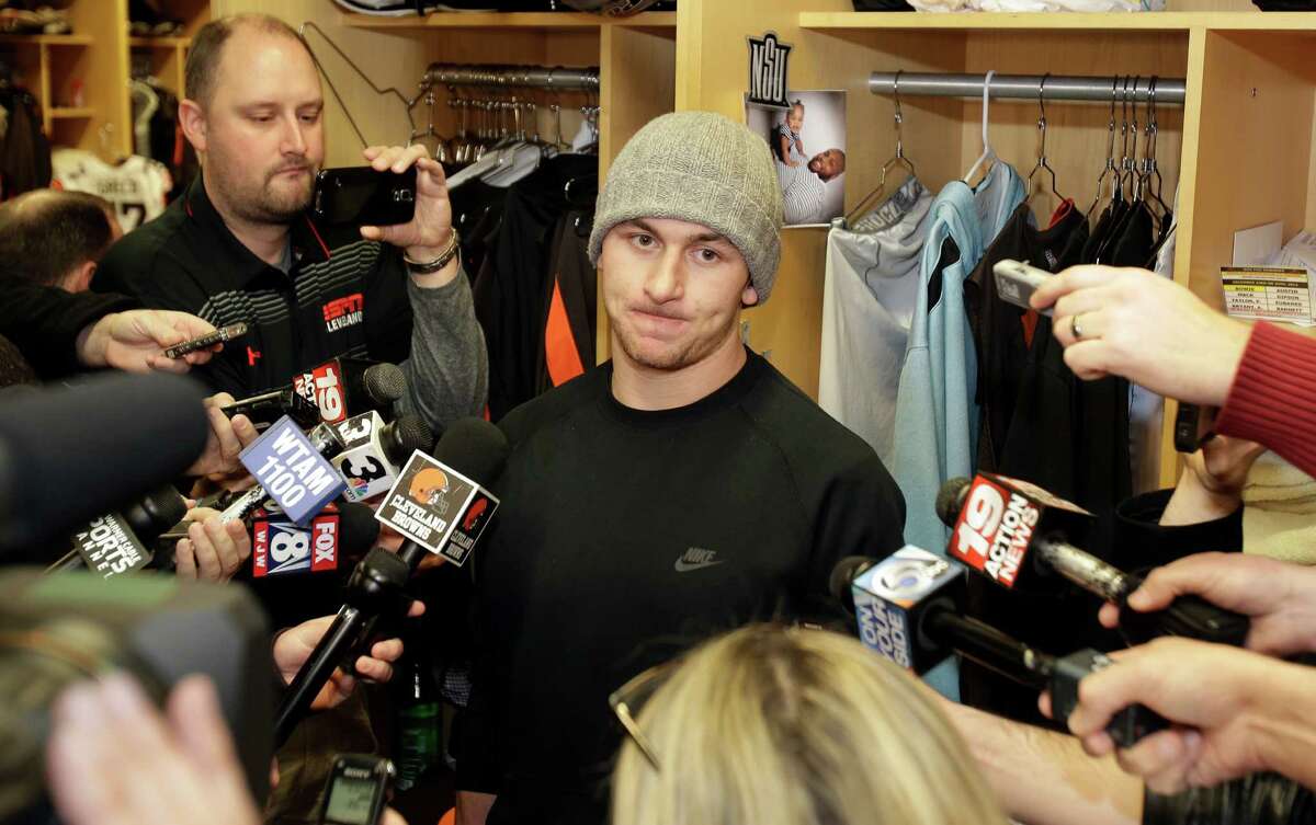 Johnny Manziel parties his way out of Cleveland Browns' starting lineup -  Los Angeles Times