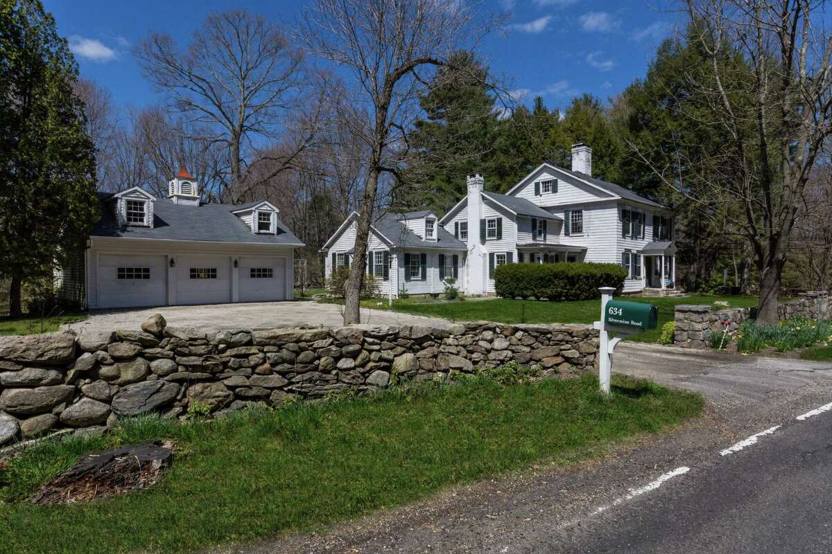 Real Estate An 1800 vintage Colonial in New Canaan