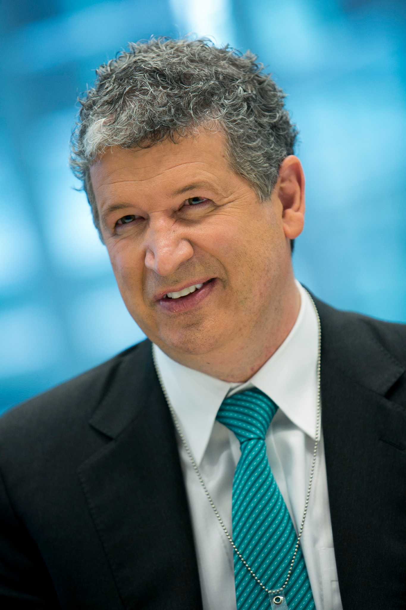 Priceline CEO Resigns After Relationship With Employee ExpressNews
