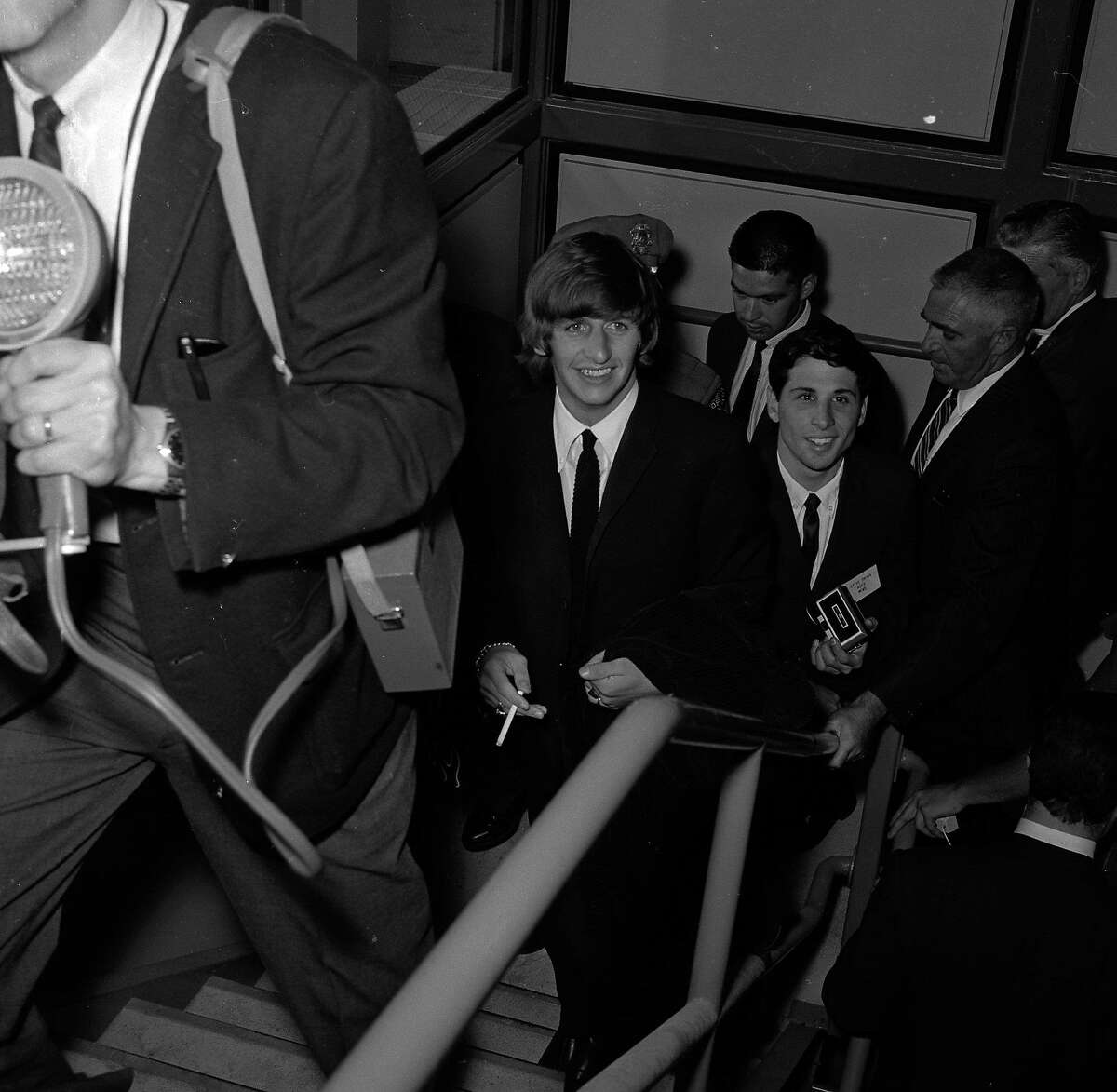 The lost photos of Ringo Starr’s chaotic SFO stopover