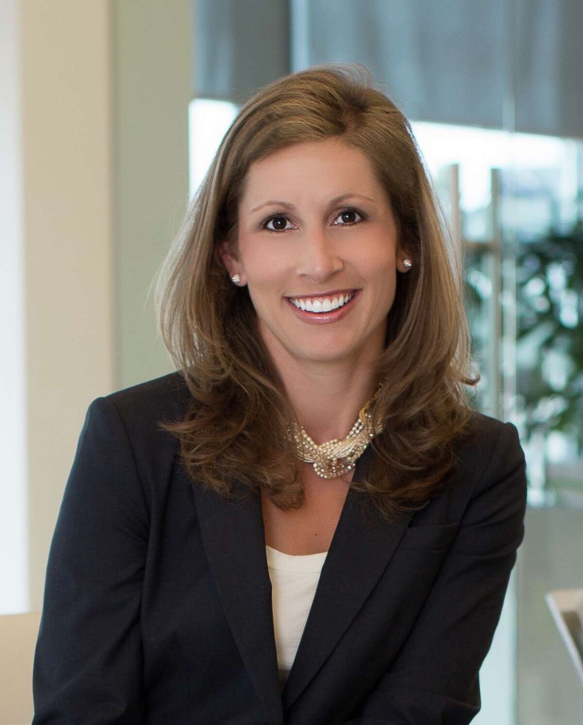 Marilyn Guion has joined CBRE as a senior vice president on its advisory &transaction services, investor leasing team. Guion was formerly with Colvill Office Properties.