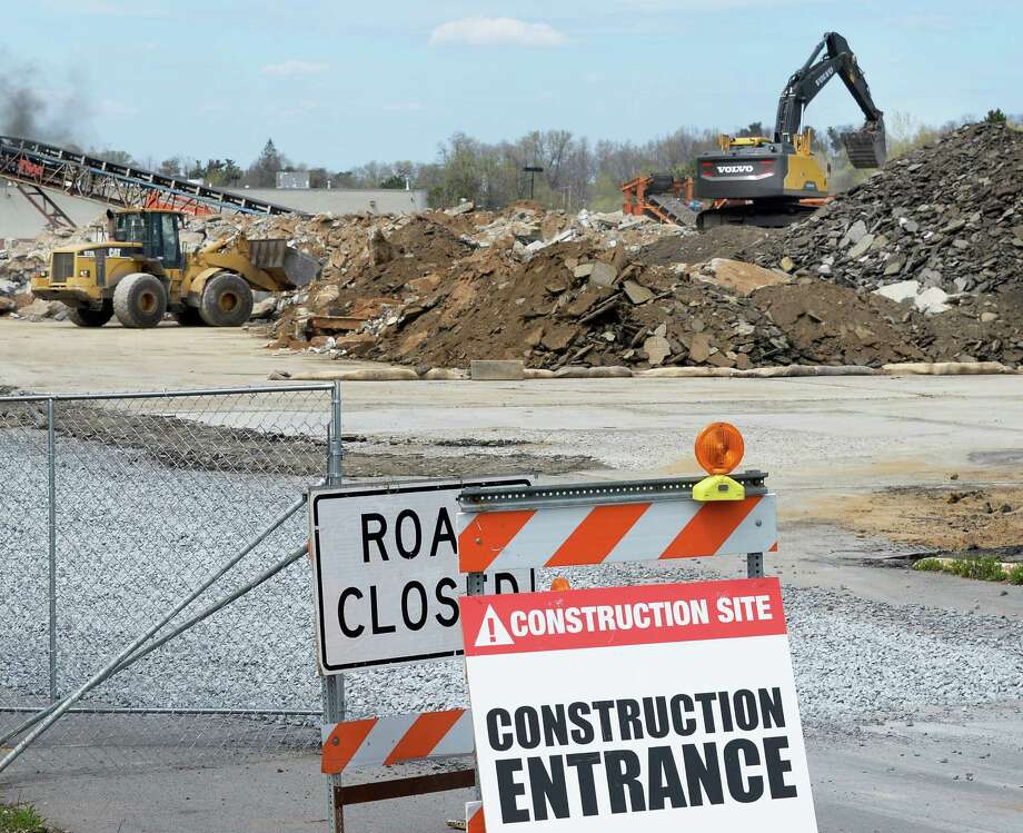 Carmax Works On New Colonie Dealership Times Union Construction Begins On The New Carmax Dealership Central Avenue Friday April 29 2016 In