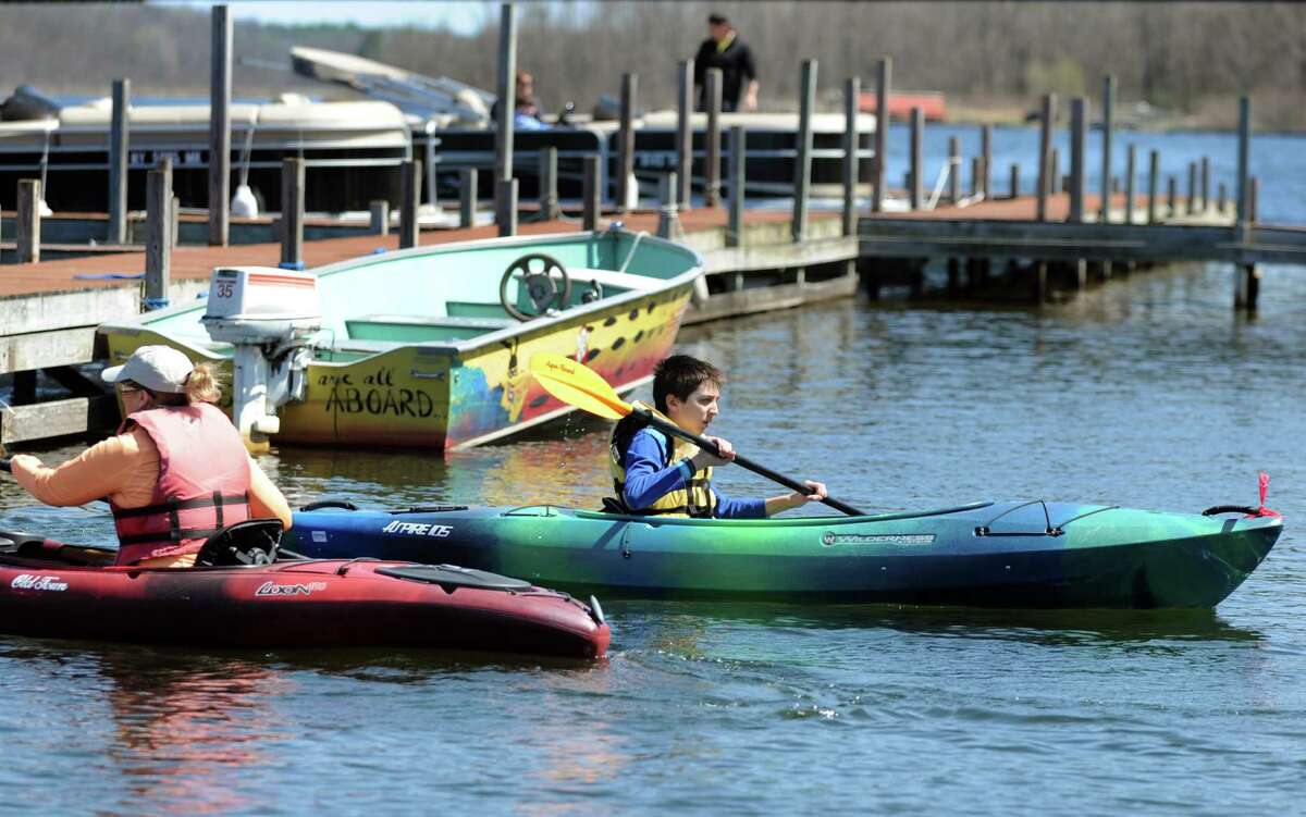 Paddling away on Fish Creek in Saratoga
