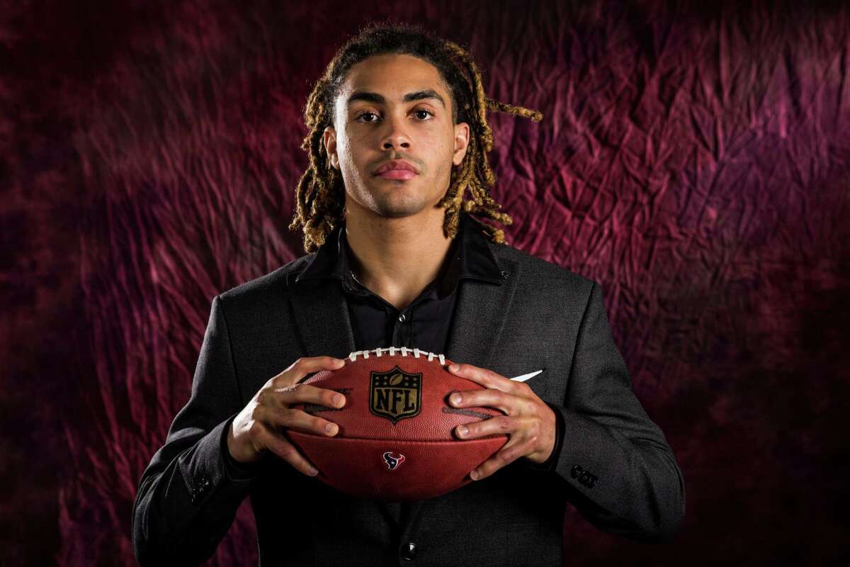 Houston Texans sign first-round draft pick Will Fuller