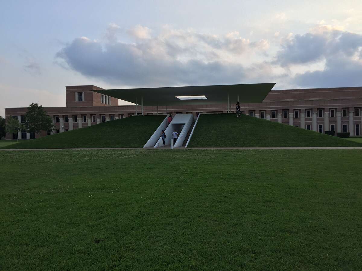 A 40-minute light show occurs at sunrise and sunset at the James Turrell Skyspace art installation, "Twilight Epiphany," located on Rice University.